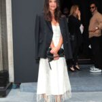 Katie Holmes Arrives at the Chloe Fashion Show During 2022 Paris Fashion Week in Paris