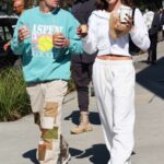 Hailey Bieber in a White Sweatpants Stopping by Maru Cafe with Justin Bieber in Los Feliz