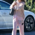 Lori Loughlin in a Pink Sweatpants Heads to a Spa in Calabasas
