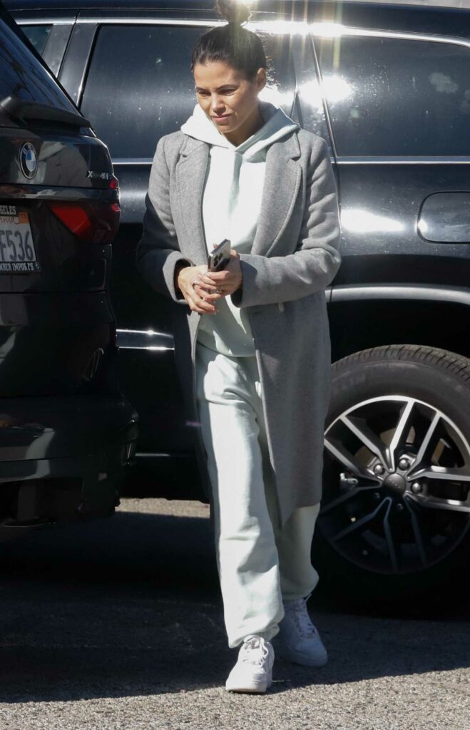 Jenna Dewan in a Grey Coat