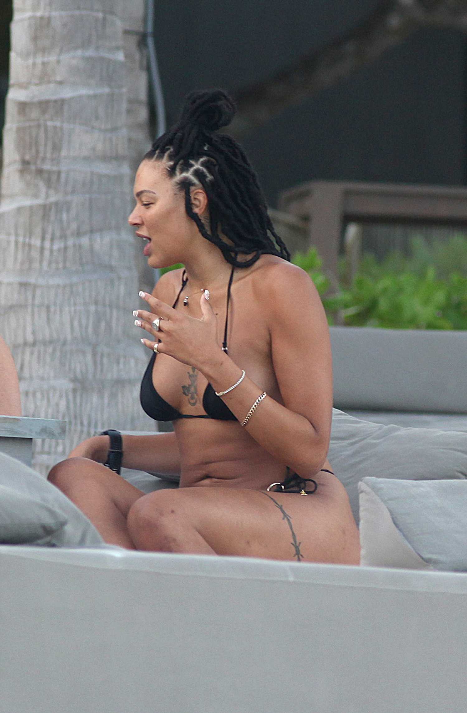 Unseen Liz Cambage Photos Surface   You Have To See This! - aw8ukbx