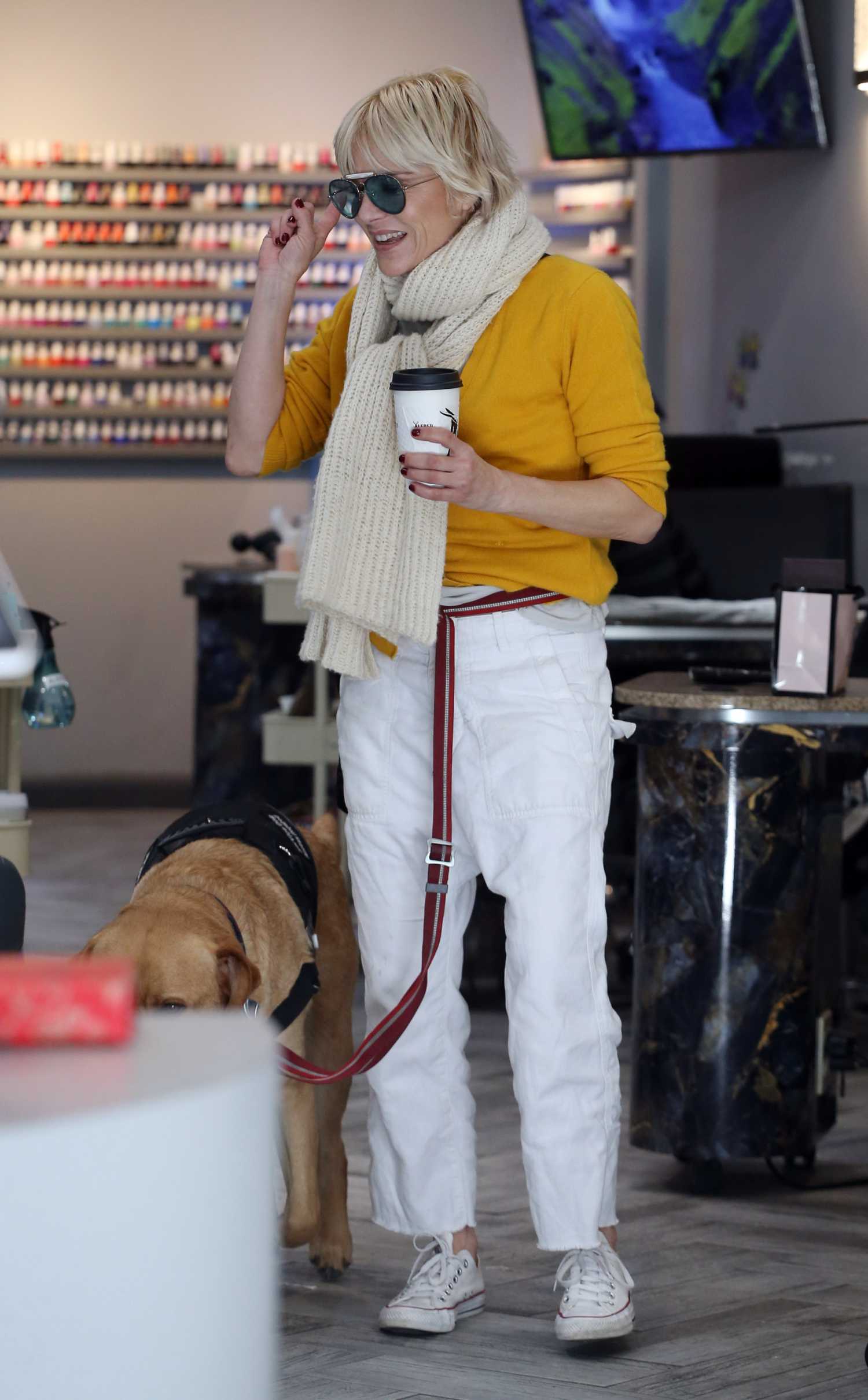 Selma Blair in a White Pants Gets Her Nails Done at La Flora Nails in