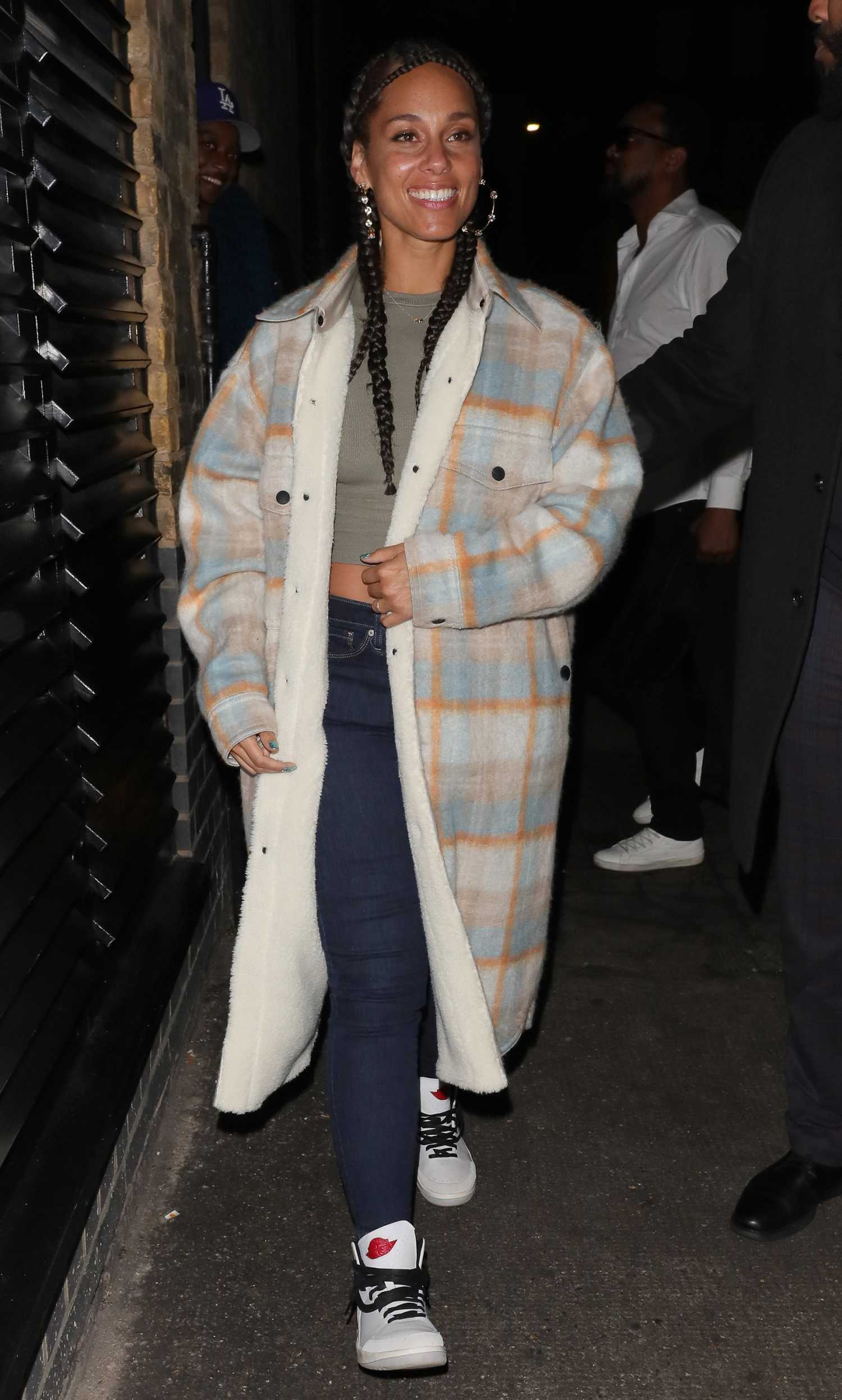 Alicia Keys in a Plaid Coat Arrives at the Chiltern Firehouse in London ...