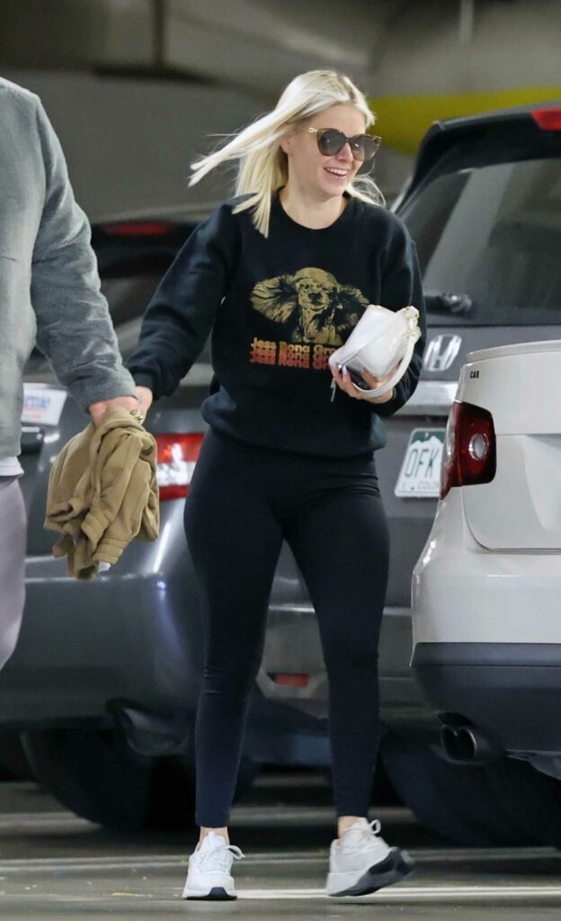 Ariana Madix in a Black Sweatshirt