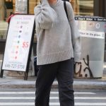 Lily Allen in a Grey Sweater Was Seen Out in Manhattan’s SoHo Neighborhood in NYC