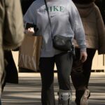 Tilly Ramsay in a Grey Sweatshirt Was Seen Walking Down the Kings Road in Chelsea