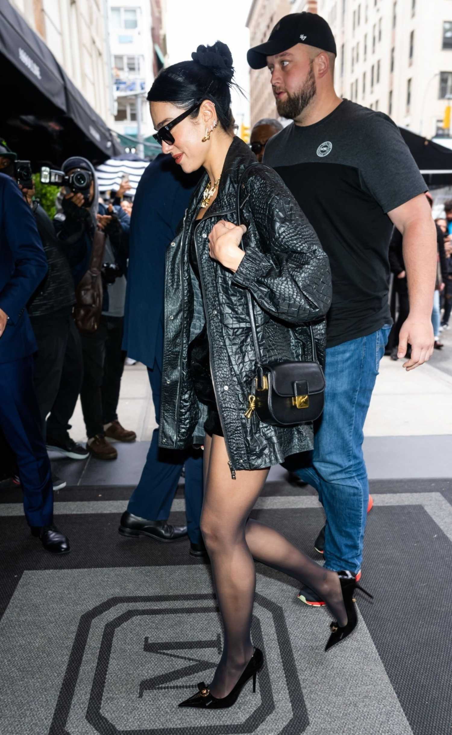 Dua Lipa In A Black Leather Jacket Was Seen On The Upper East Side In ...