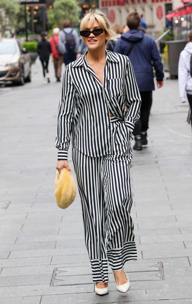 Ashley Roberts in a Striped Monochrome Pantsuit