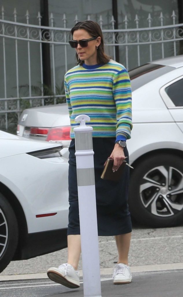 Jennifer Garner in a Striped Sweater