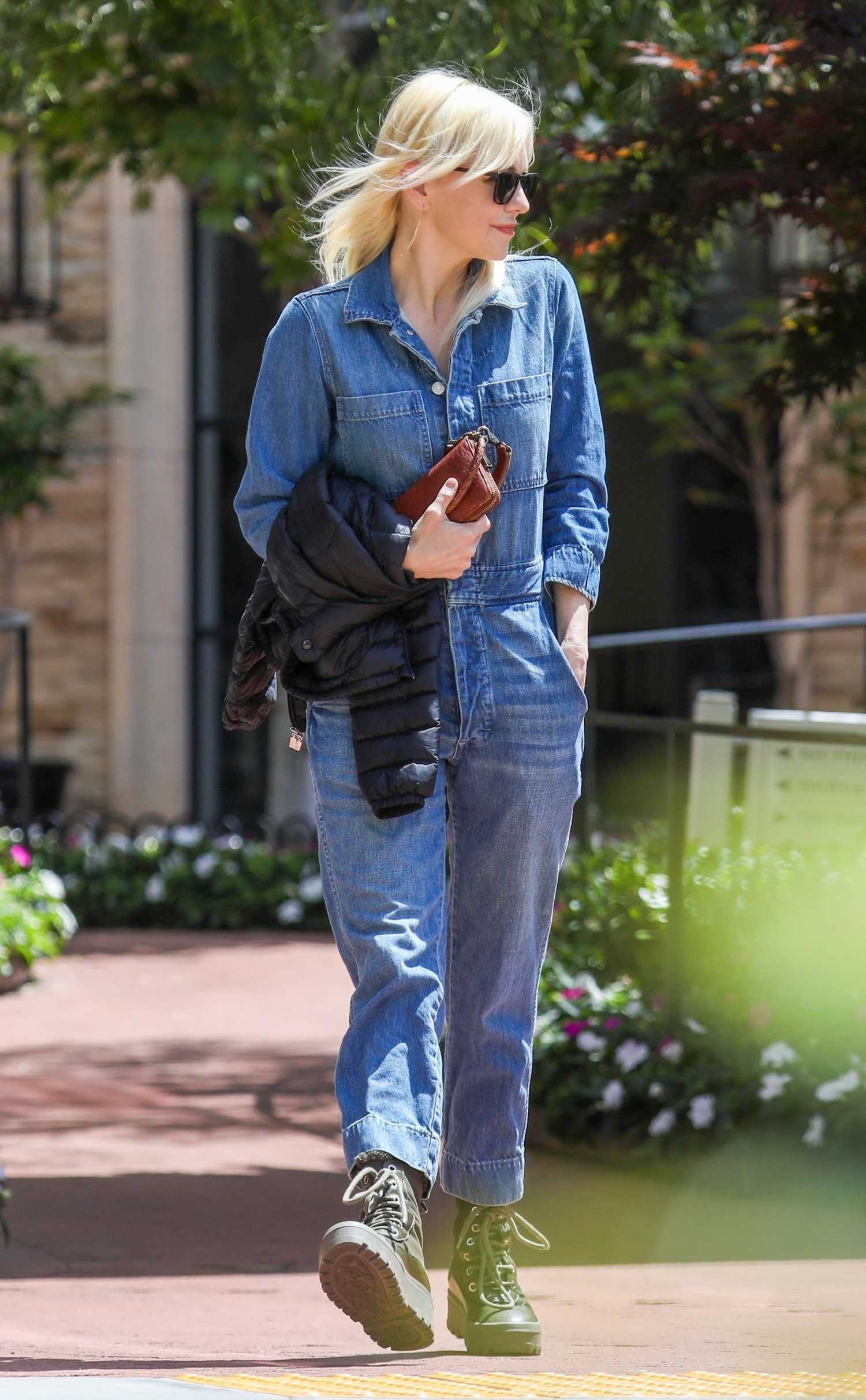 Rare Anna Faris Photos You'Ve Never Seen Before - p9m9jve