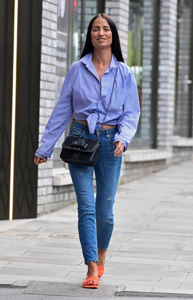 Chantelle Houghton in a Blue Tight Jeans