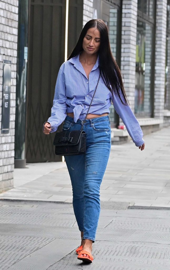Chantelle Houghton in a Blue Tight Jeans