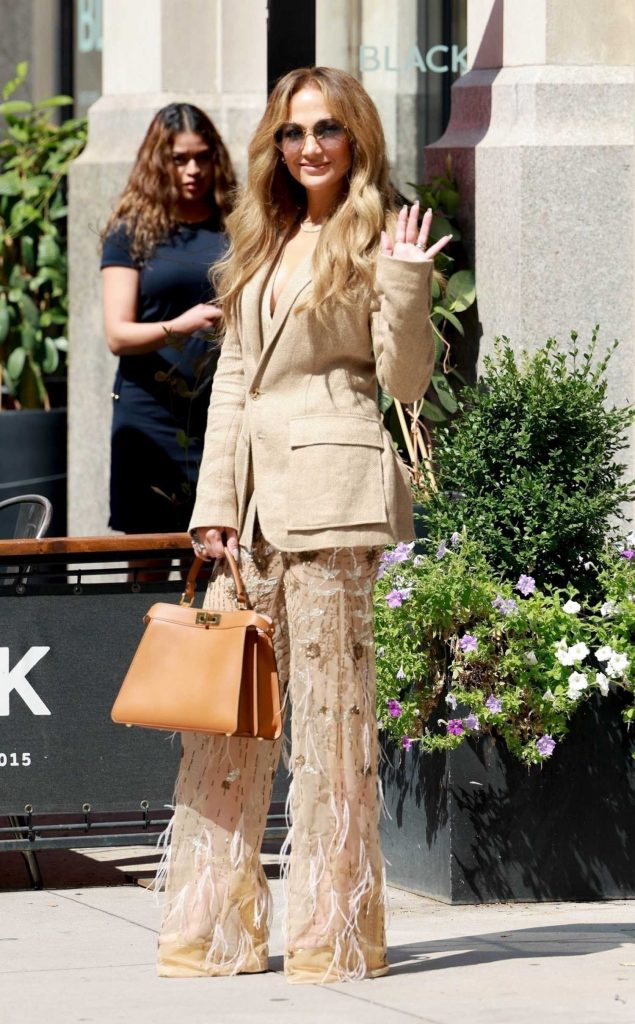 Jennifer Lopez in a Beige Blazer