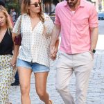 Ryan Reynolds in a Pink Shirt Was Seen Out with Blake Lively in New York City