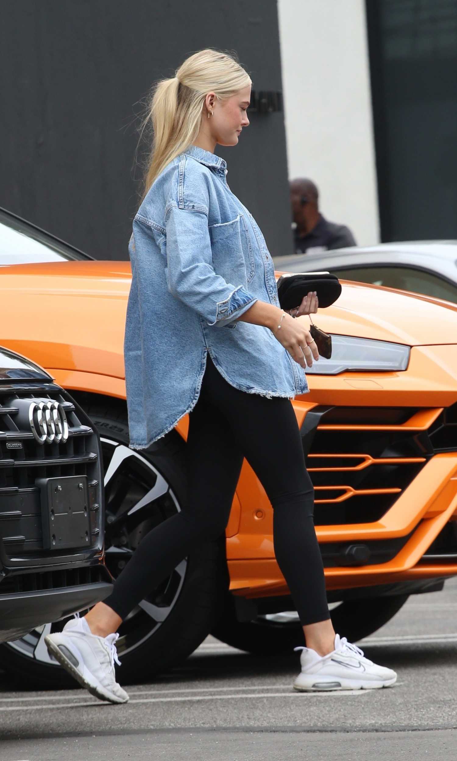 Rylee Arnold in a Blue Denim Shirt Leaves the Dance Studio in Los ...