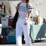 Olivia Wilde in a White Pants Does Some Shopping at the Farmers Market in Studio City