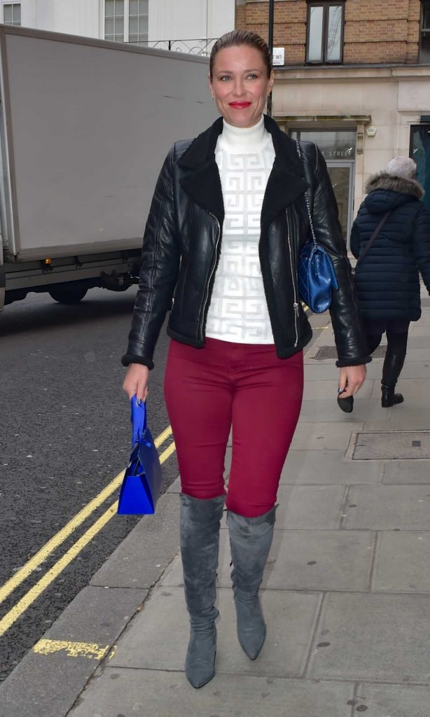 Kiera Chaplin in a Maroon Pants