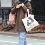Rose Byrne in a Beige Cap Was Seen During an Early Morning Stroll in NYC
