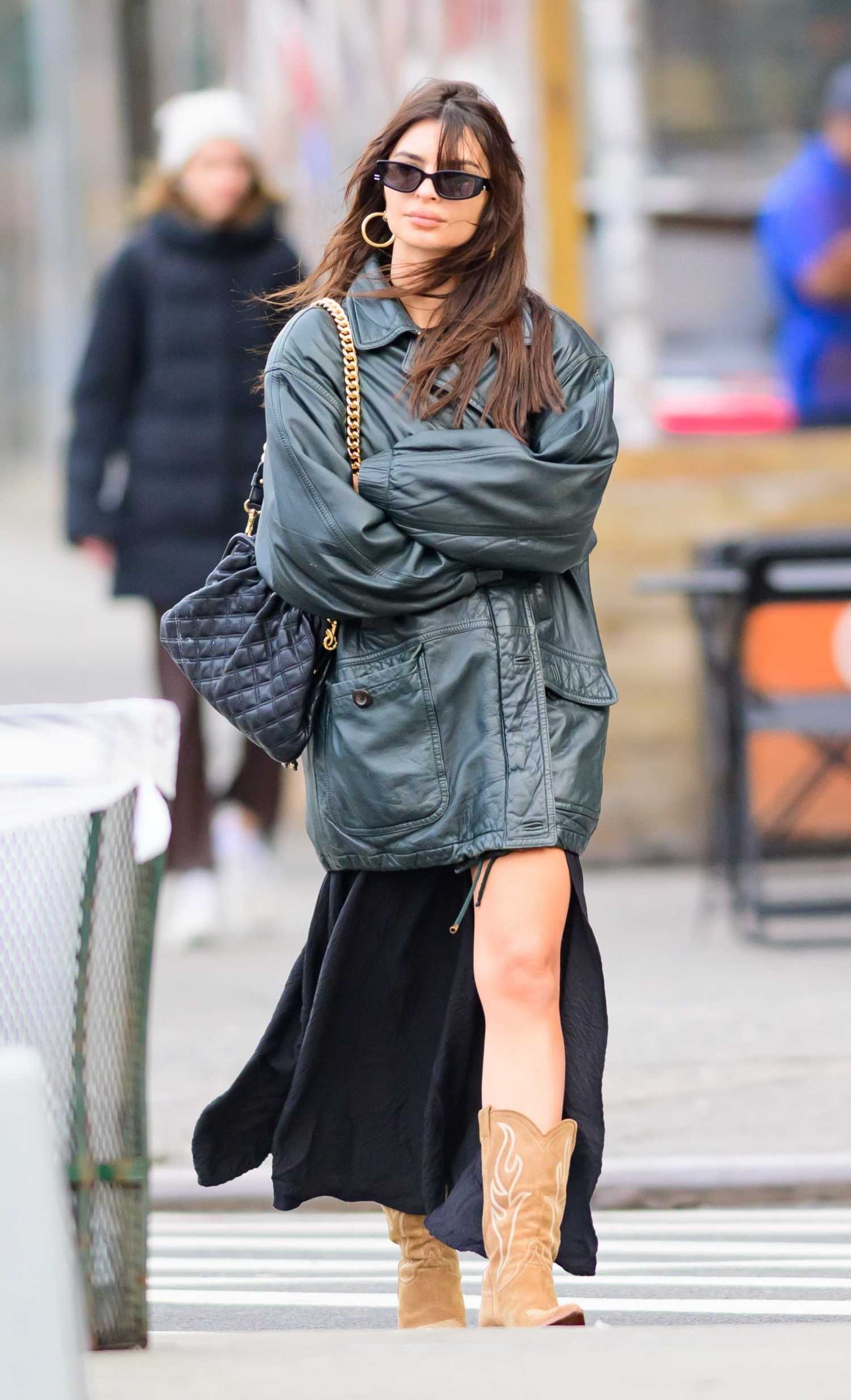 Emily Ratajkowski in a Turquoise Leather Jacket Was Seen Out in New ...