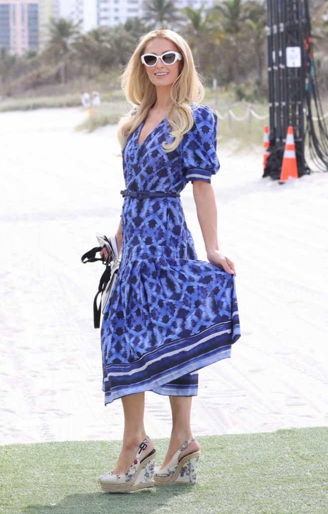 Paris Hilton in a Blue Patterned Dress