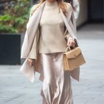 Amanda Holden in a Beige Ensemble Was Seen Out in London