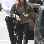 Kyle Richards in a Black Cap Arrives for Lunch at Urth Cafe in West Hollywood