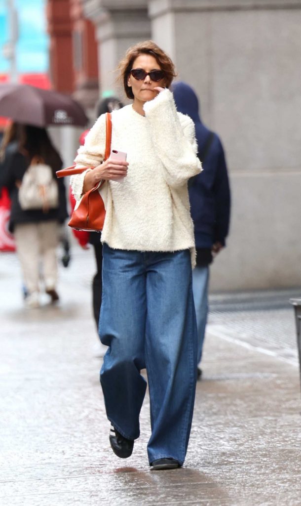 Katie Holmes in a Beige Sweater