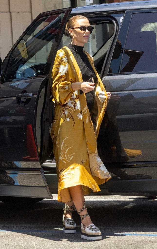 Lala Kent in a Yellow Cardigan