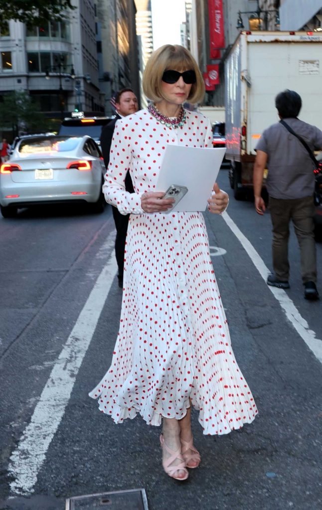 Anna Wintour in an White Polka Dot Dress