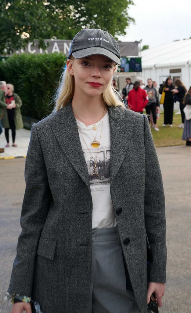 Anya Taylor-Joy in a Grey Blazer