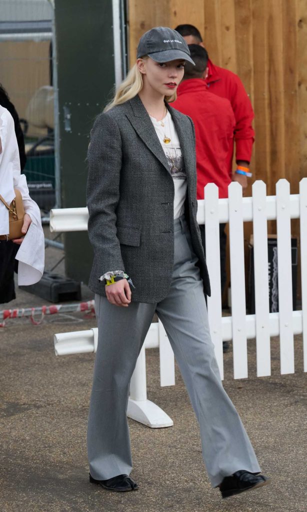 Anya Taylor-Joy in a Grey Blazer