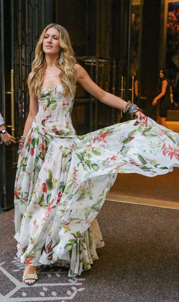 Isabela Ferrer in a White Floral Oscar de la Renta Dress