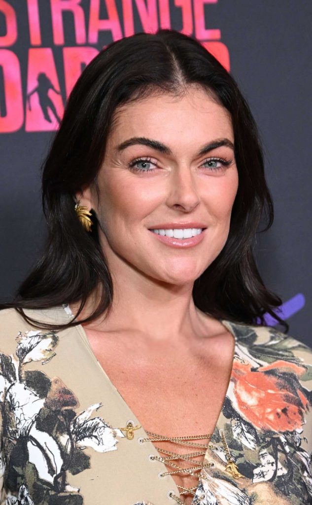 Serinda Swan