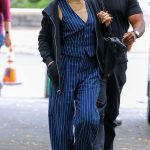 Jessica Biel in a Black Flip-Flops on the Set of The Better Sister in New York