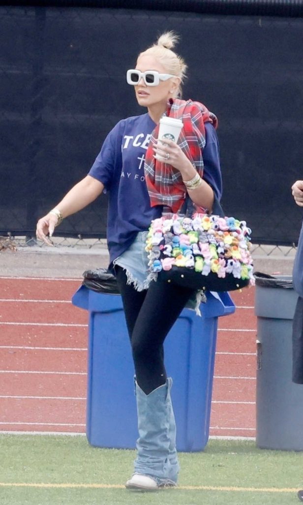 Gwen Stefani in a Blue Tee