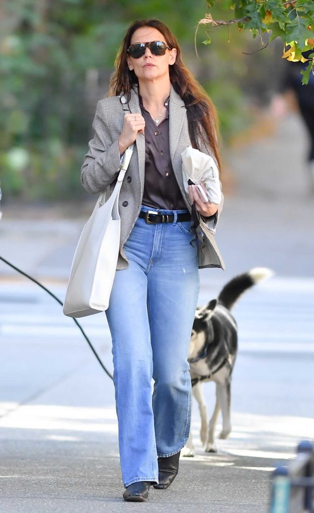 Katie Holmes in a Grey Blazer