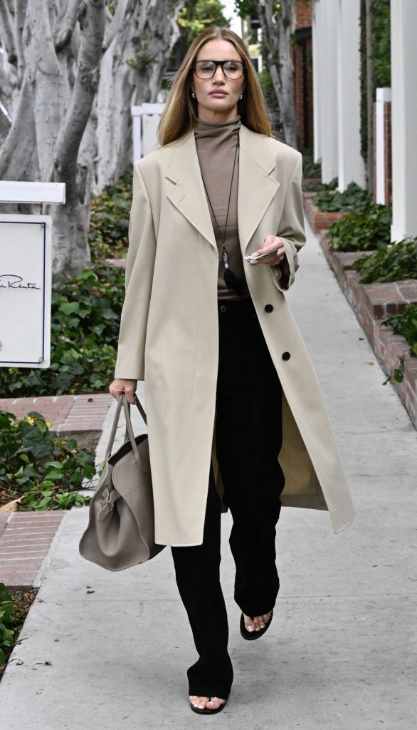 Rosie Huntington-Whiteley in a Beige Coat