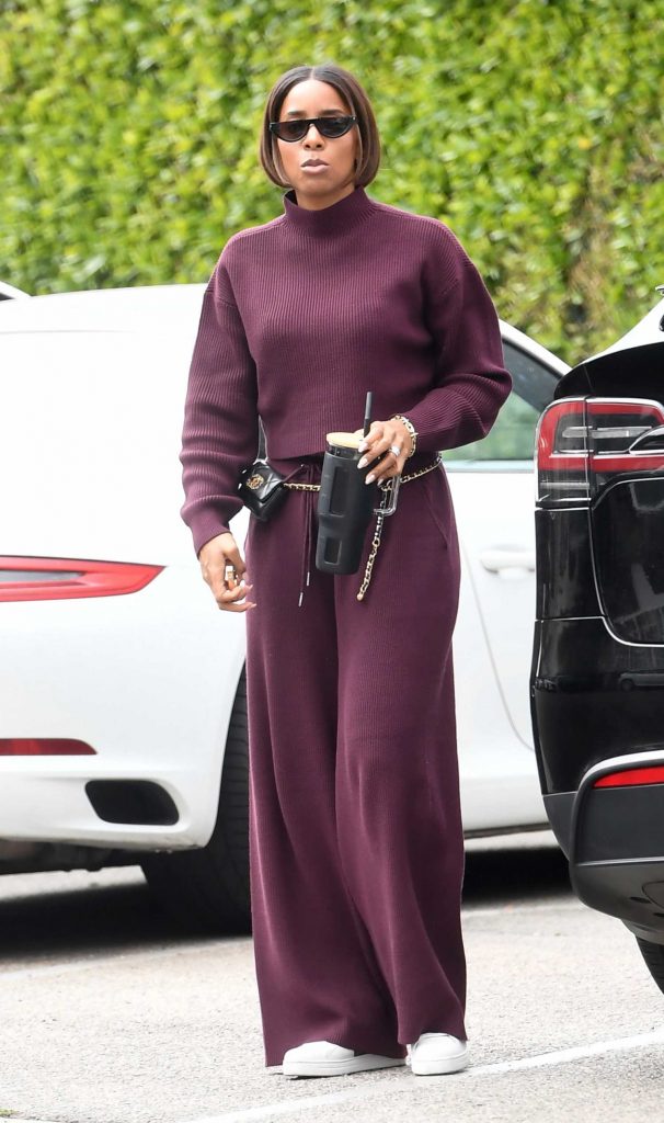 Kelly Rowland in a Purple Ensemble