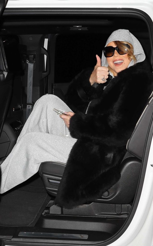 Mariah Carey in a Black Fur Coat