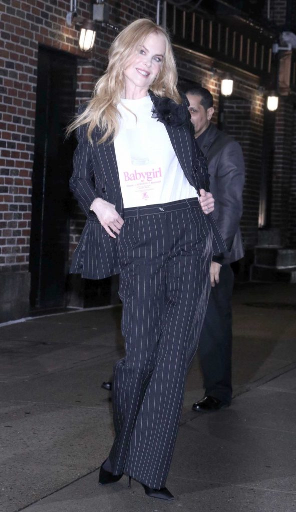 Nicole Kidman in a Black Striped Pantsuit