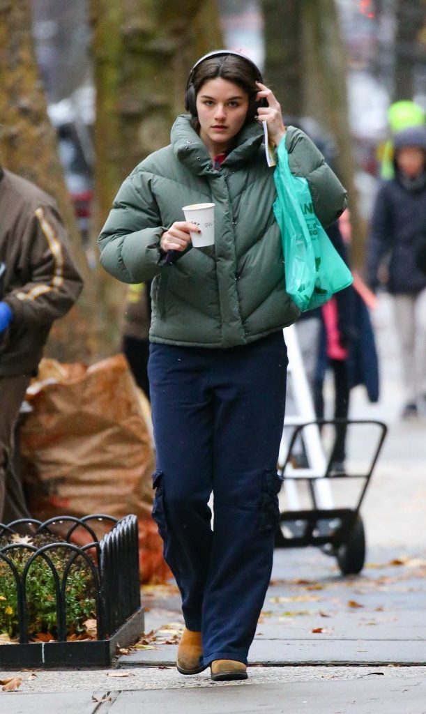 Suri Cruise in a Green Puffer Jacket