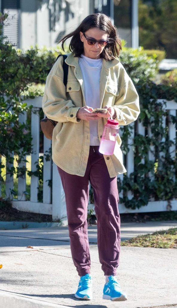 Sutton Foster in a Blue Sneakers