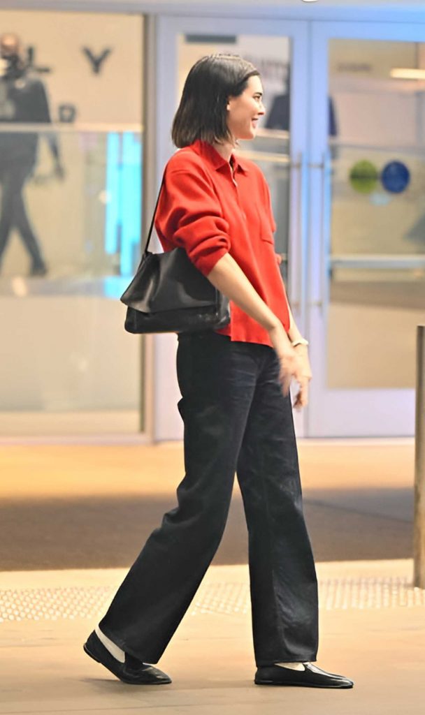 Kendall Jenner in a Red Long Sleeves Polo