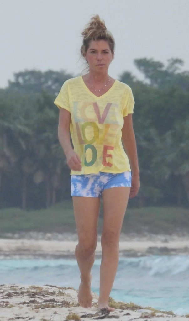 Shania Twain in a Yellow Tee