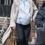 Jennifer Lawrence in a Beige Trench Coat Was Spotted Out in New York