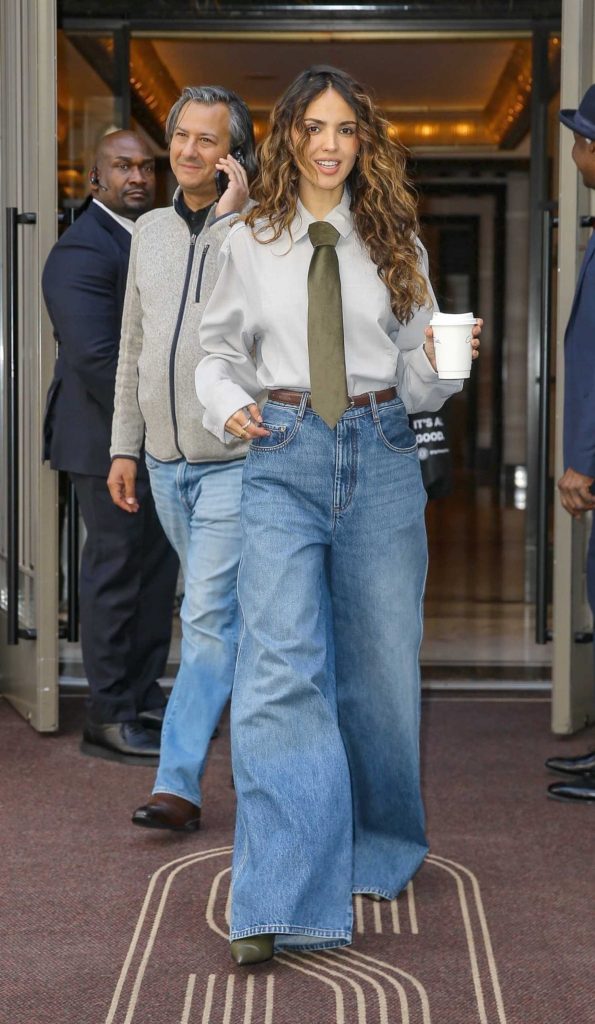 Eiza Gonzalez in a Blue Jeans
