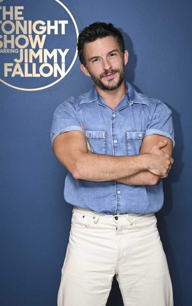 Jonathan Bailey