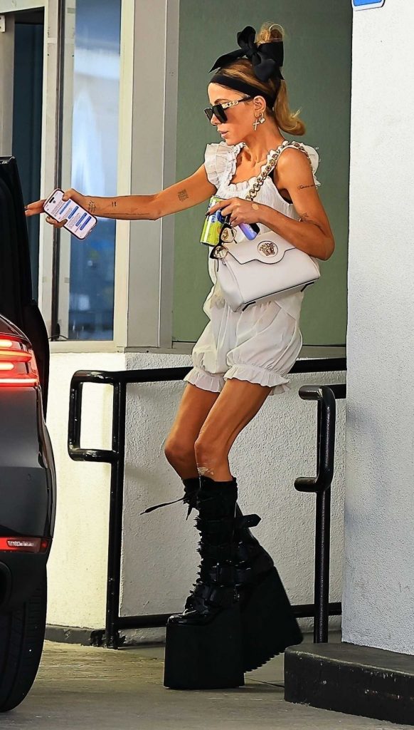 Kate Beckinsale in a Black Creeper Boots