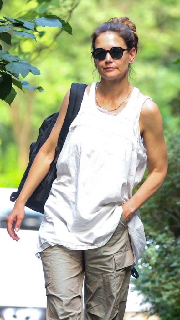 Katie Holmes in an Olive Pants