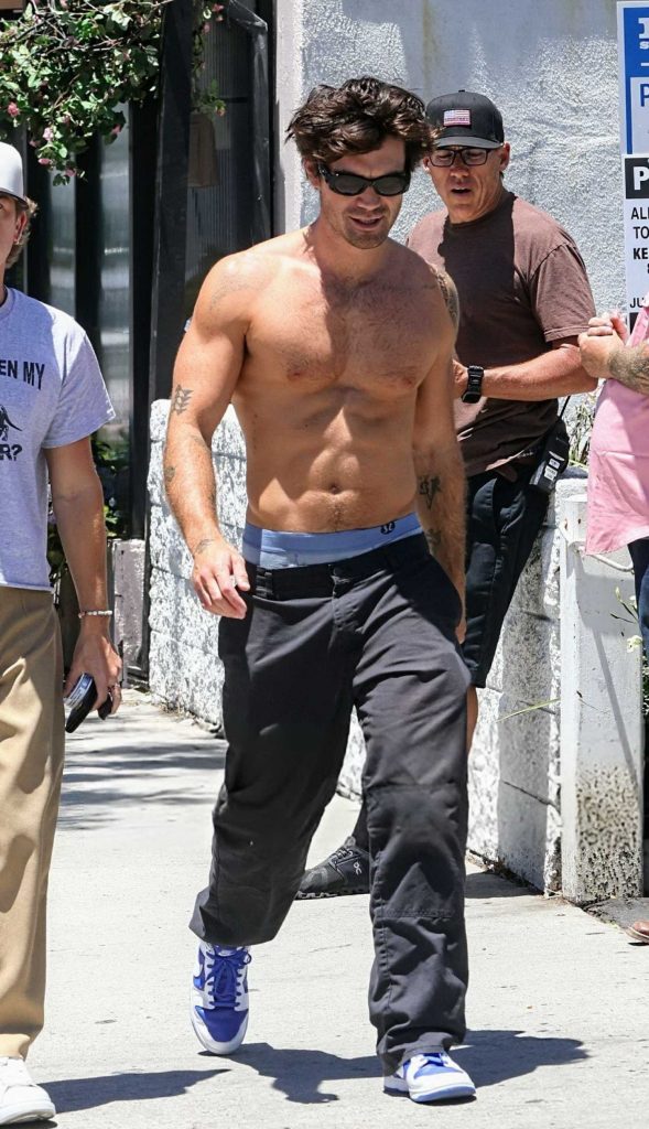 KJ Apa